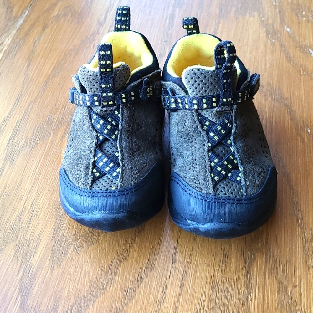 Lands end boy shoes